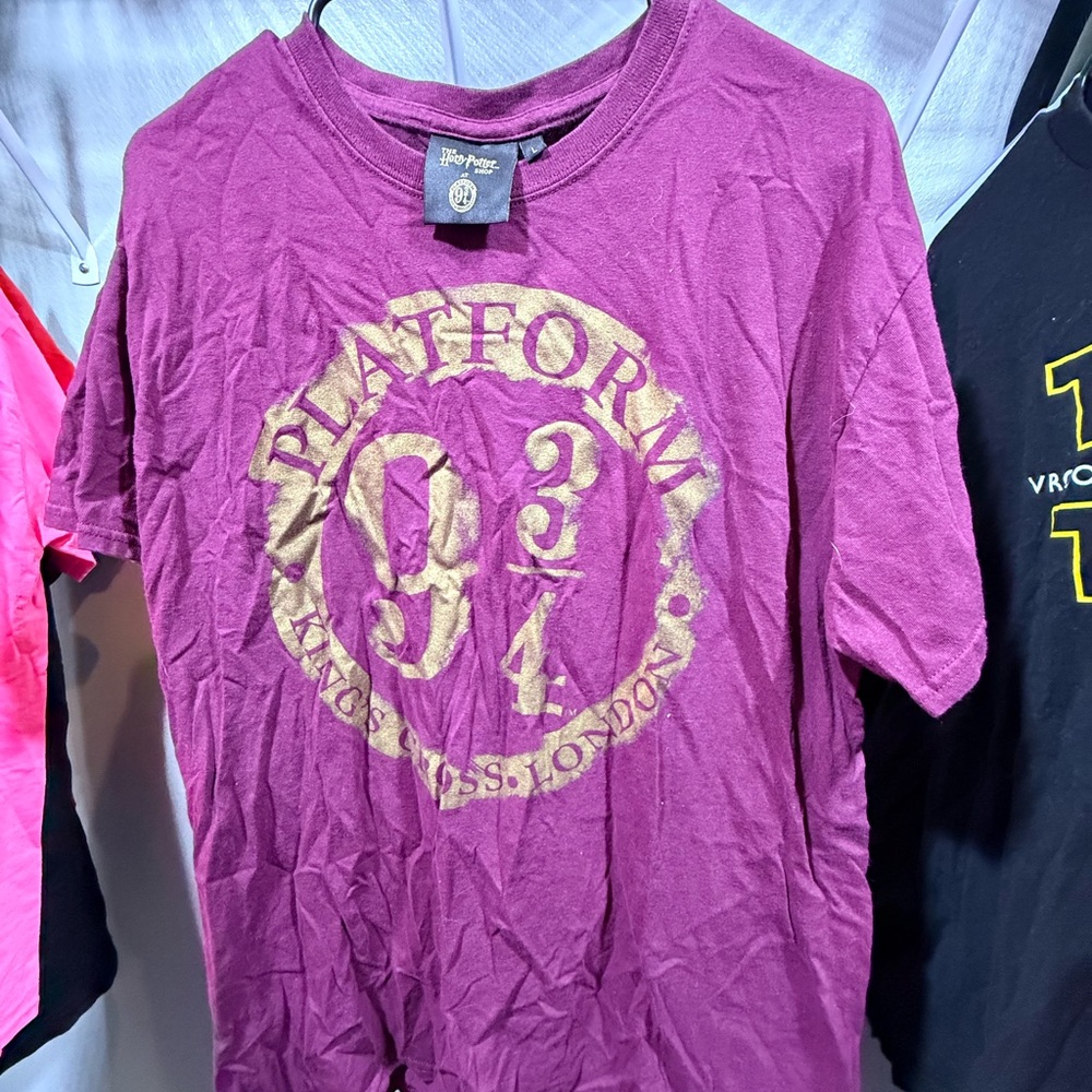 Harry Potter Maroon Tee with Gold Graphic